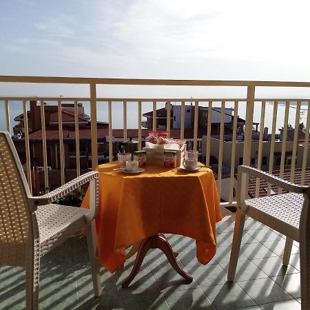 Apartamento Domus Flavia Térmoli Exterior foto