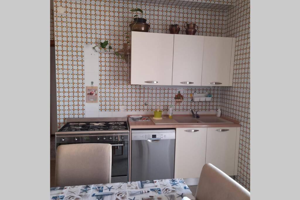 Apartamento Domus Flavia Térmoli Exterior foto